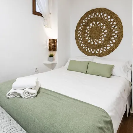 Lightbooking Cordoba Plaza Corredera Apartment *